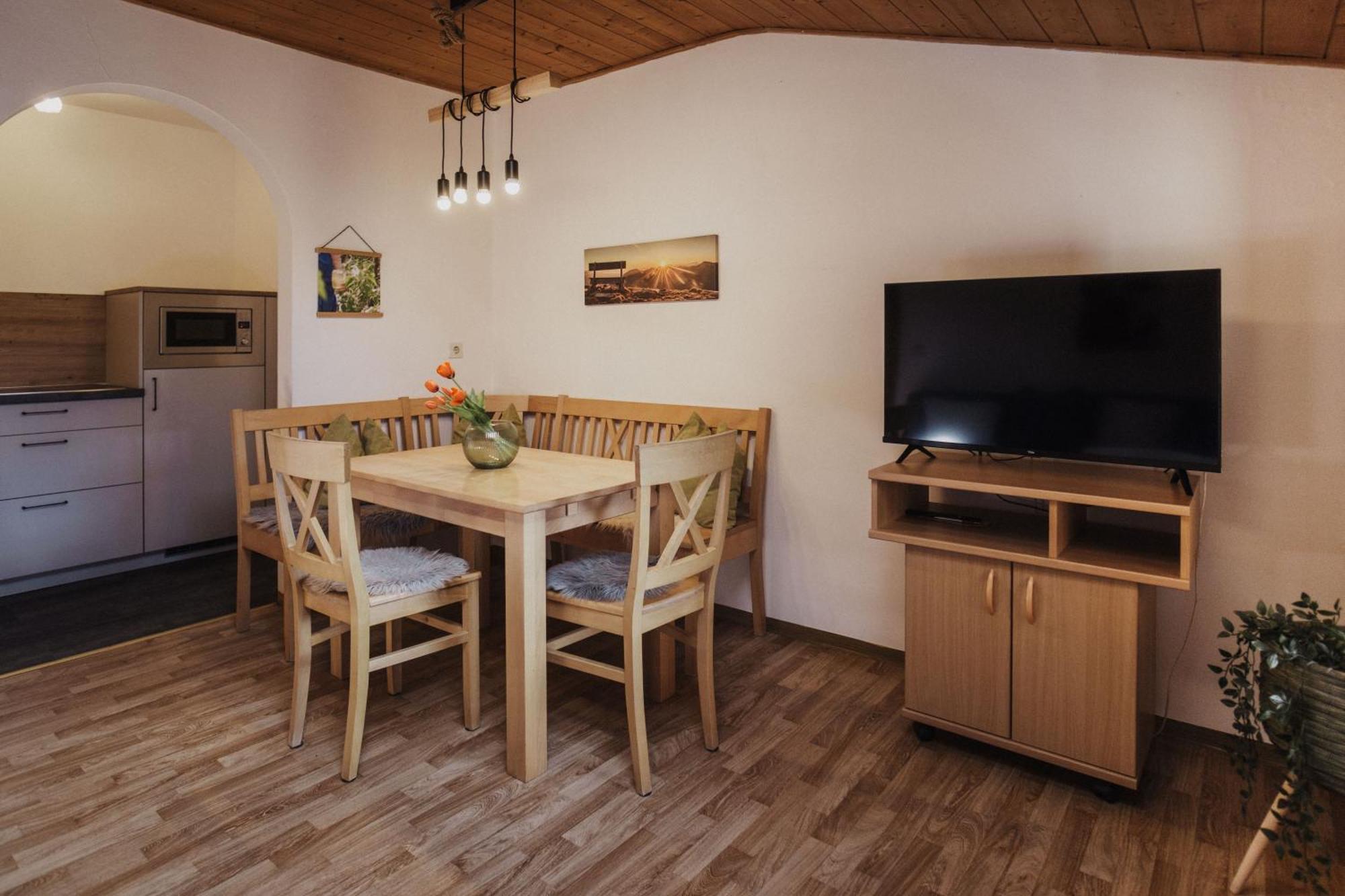Toellhof Apartments And Farm Natz-Schabs Εξωτερικό φωτογραφία