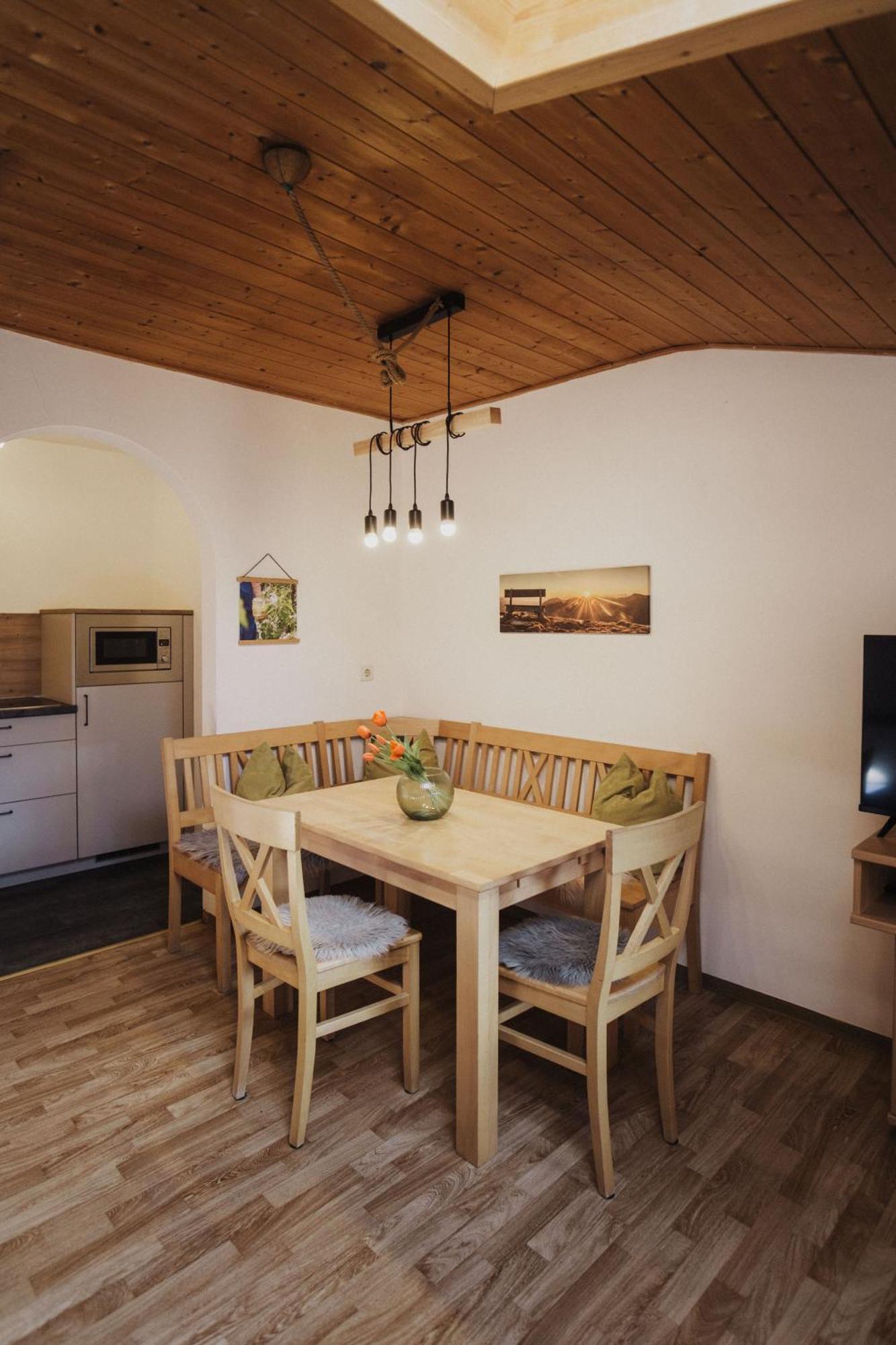 Toellhof Apartments And Farm Natz-Schabs Εξωτερικό φωτογραφία